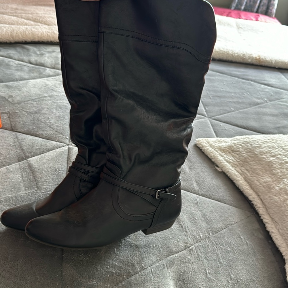 Black boots